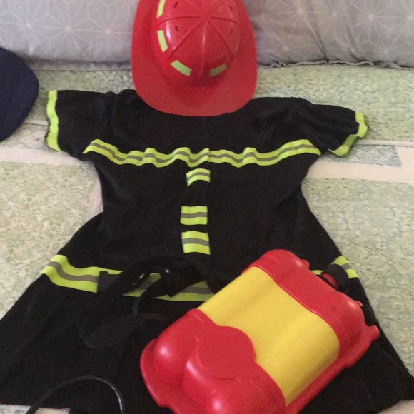 4 ‼️SOLD‼️Halloween costumes. Gently used.‼️ - Picture 1 of 4